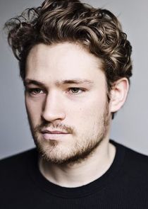 Mark Strepan
as Goran