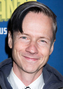 John Cameron Mitchell
as Gabe Parrish
