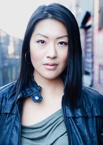 Elfina Luk
as Anna Xie