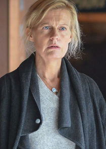 Anastasia Hille
as Celia Baptiste