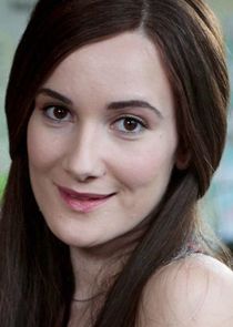 Sarah Solemani
as Rosie Gulliver