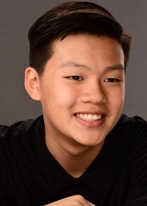 Zachary Wan
as Darren Dang