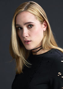 Eden Brolin
as Charlie Singer