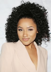 Jaylen Barron
as Trish