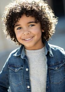 Atticus Woodward
as Sean