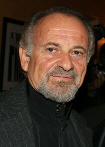Joe Pesci
as Joe Larocca