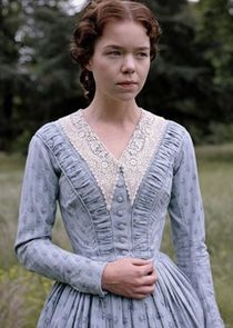 Anna Maxwell Martin
as Esther Summerson