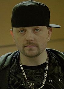 Patrick Murney
as Gary Wilcox