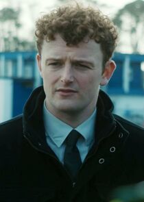 Chris Walley
as Birdy