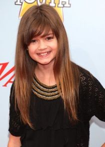 Ciara Bravo
as Katie Knight