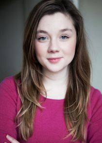 Claudia Jessie
as Polly Miller