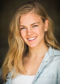 Sophia Forrest
as Natalie Goold