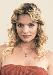 Isabella Farrell
as Stacey Ross