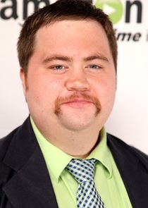 Paul Walter Hauser
as Larry Hall