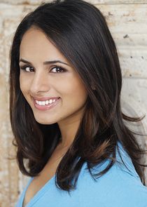Aparna Brielle
as Riley Bhatia