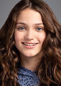 Izzy G.
as Maddie Dunbar