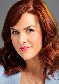 Sara Rue
as Julia