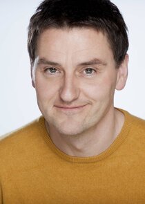 Lee Ross
as Deputy Director Richard Cockridge