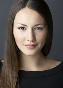 Christina Chong
as Nell McBride