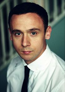 Jason Maza
as DS Chris Munroe