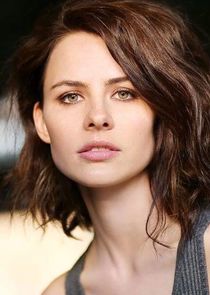 Olivia Chenery
as Scooch