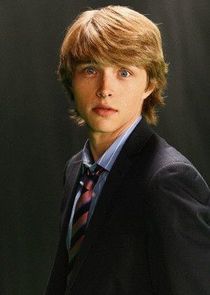 Sterling Knight
as Chad Dylan Cooper