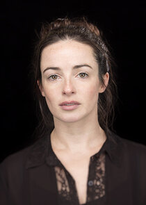 Laura Donnelly
as Hella