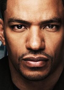 Laz Alonso
as Charlie DuChamp