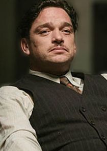 Ronald Zehrfeld
as Walter Weintraub