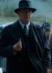 Matthias Brandt
as August Benda