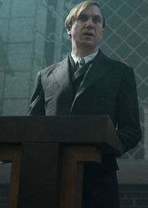 Lars Eidinger
as Alfred Nyssen