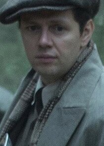 Christian Friedel
as Reinhold Gräf