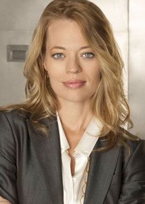 Jeri Ryan
as Dr. Kate Murphy
