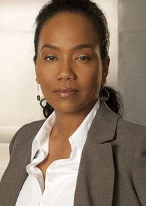 Sonja Sohn
as Detective Samantha Baker