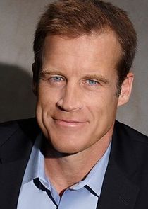 Mark Valley
as Det. Tommy Sullivan