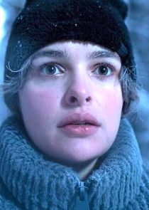 Miriam Ingrid
as Maya Andersson