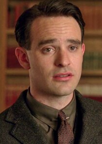 Charlie Cox
as Owen Sleater