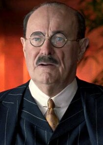 Dabney Coleman
as Commodore Louis Kaestner