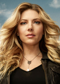 Katheryn Winnick
as Jenny Hoyt
