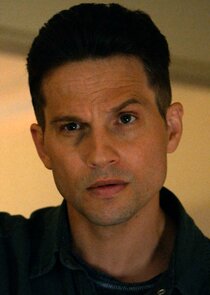 Logan Marshall-Green
as Travis