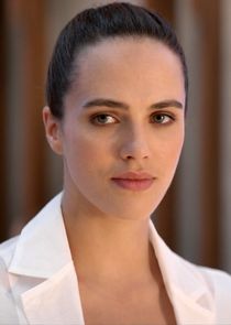 Jessica Brown Findlay
as Lenina Crowne