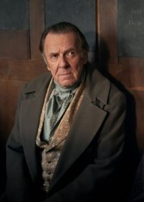 Tom Wilkinson
as Peregrine, Earl of Brockenhurst