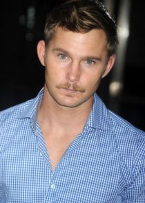 Brian Geraghty
as Captain Gene Colder