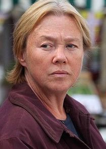 Pauline Quirke
as Susan Wright