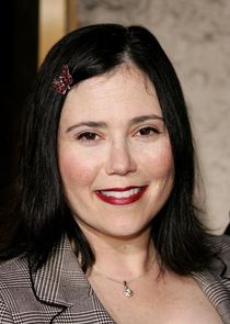 Alex Borstein
as Becky Buckwald