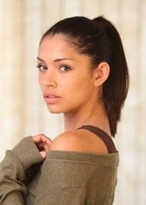 Miranda Rae Mayo
as Lacey Briggs