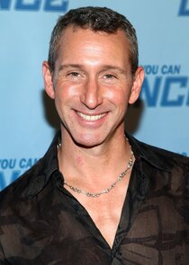 Adam Shankman
as Judge