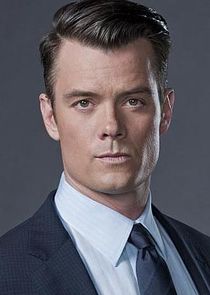 Josh Duhamel
as Detective Milton Chamberlain