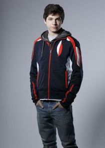 Braeden Lemasters
as Vic McAllister