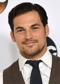Giacomo Gianniotti
as Andrew Webber